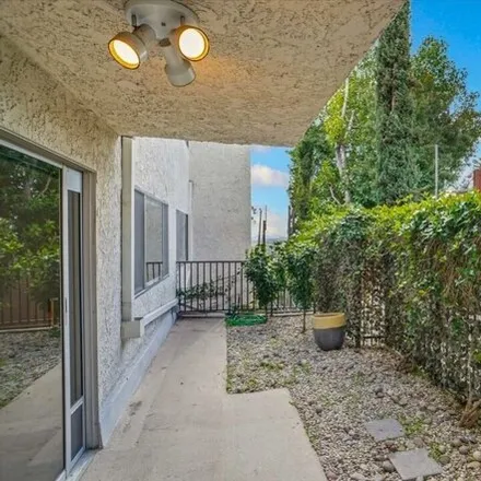 Image 3 - 1298 Horn Avenue, West Hollywood, CA 90069, USA - Condo for sale