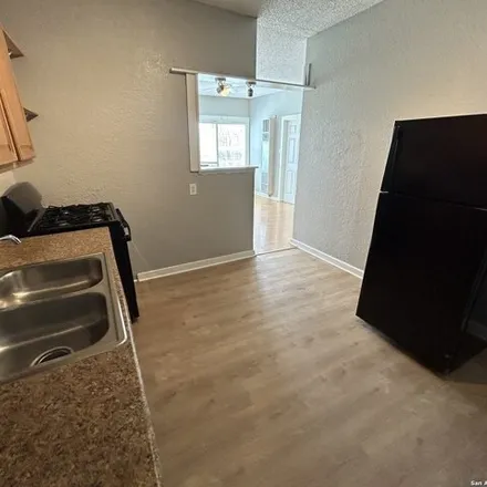 Image 6 - 1419 West Woodlawn Avenue, San Antonio, TX 78201, USA - Apartment for rent