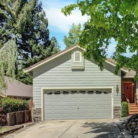 Buy this 2 bed house on 201 Vistamont Drive in Grass Valley, CA 95945