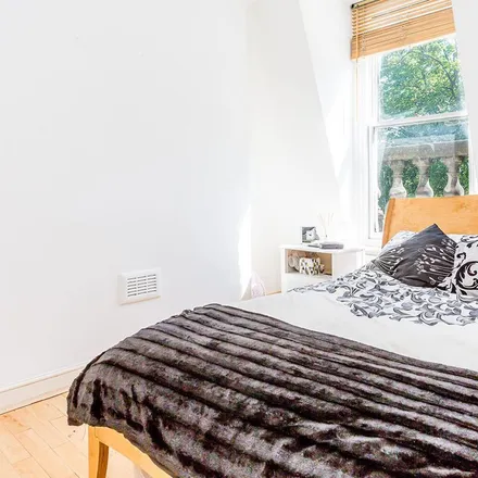 Image 3 - High Street, London, N8 7NN, United Kingdom - Apartment for rent