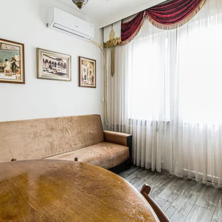 Rent this 1 bed apartment on Schwarzkopf Professional Ask Akademi in İnonü Caddesi 7, 34437 Beyoğlu