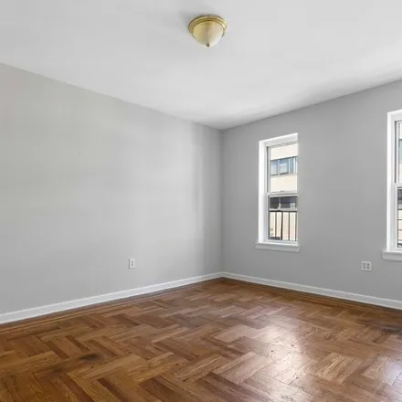 Rent this 2 bed apartment on 514 West 213th Street in New York, NY 10034