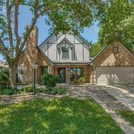 Buy this 4 bed house on 8513 Columbia Drive in Rowlett, TX 75089
