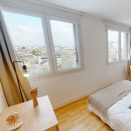 Rent this 4 bed room on 6 Rue du Chemin Vert