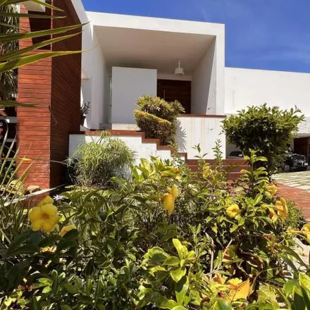Buy this 5 bed house on Avenida Paseo del Amanecer in La Cima, 39300 Acapulco
