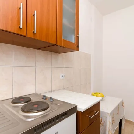 Image 7 - Pomena, Dubrovnik-Neretva County, Croatia - Apartment for rent