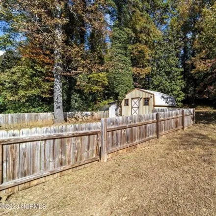 Image 5 - 829 Dogwood Circle, High Point, NC 27260, USA - House for sale