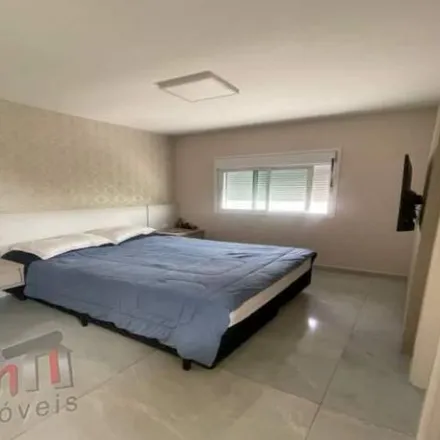 Buy this 3 bed apartment on Rua Guttermann in Brás Cubas, Mogi das Cruzes - SP