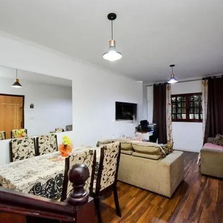 Buy this 3 bed house on Rua Eduardo in Picanço, Guarulhos - SP