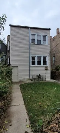 Image 2 - 3550 West Belden Avenue, Chicago, IL 60647, USA - House for sale