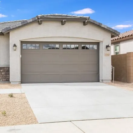 Rent this 4 bed house on unnamed road in Phoenix, AZ 85085