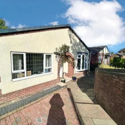 Buy this 3 bed house on Sycamore Rise in Macclesfield, SK11 8LN