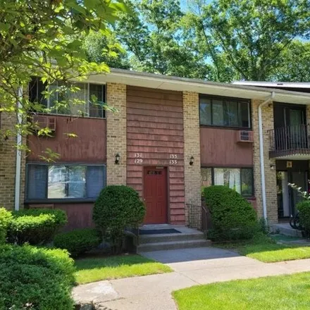 Rent this 2 bed condo on 131 Kennedy Drive in Bridgeport, CT 06606