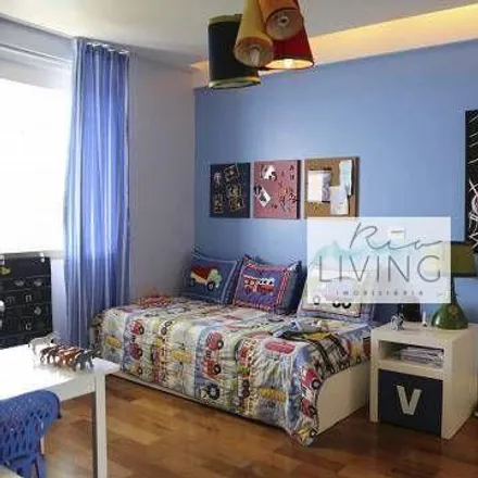 Buy this 5 bed apartment on Avenida Flamboyants da Península in Barra da Tijuca, Rio de Janeiro - RJ