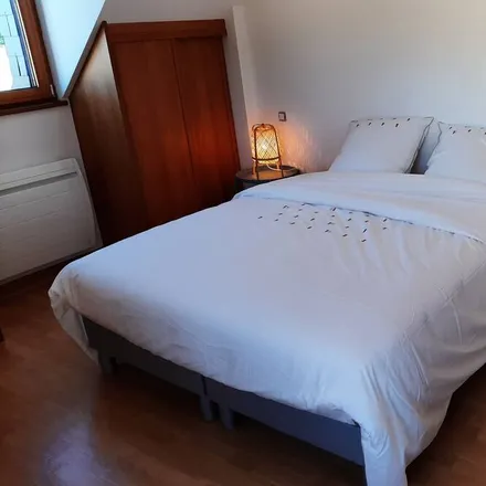 Rent this 2 bed house on 35133 Saint-Sauveur-des-Landes