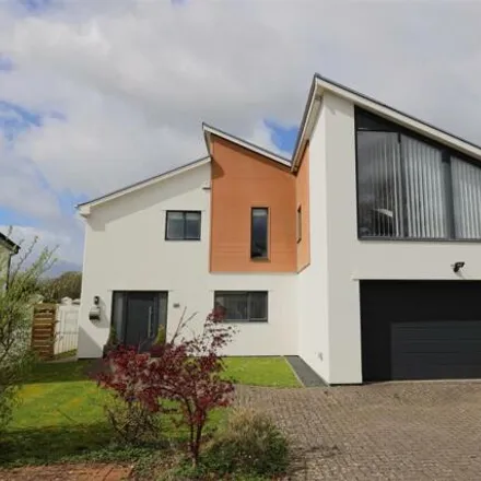 Buy this 5 bed house on unnamed road in Treoes, CF35 5EE