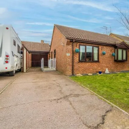 Buy this 2 bed house on Potters Drive in Hopton-on-Sea, NR31 9RH