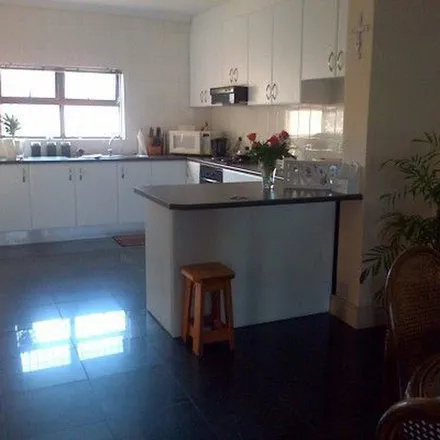 Image 3 - Melbourne Road, Cape Town Ward 60, Cape Town, 7780, South Africa - Apartment for rent