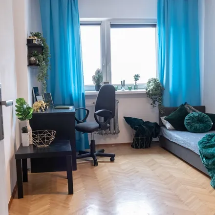 Rent this 3 bed room on Generała Stefana Grota-Roweckiego 27 in 30-348 Krakow, Poland