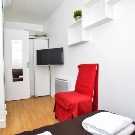 Rent this studio apartment on 4 Boulevard de Clichy in 75018 Paris, France