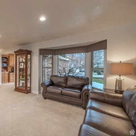 Image 6 - 2244 Oakridge Drive, Layton, UT 84040, USA - House for sale