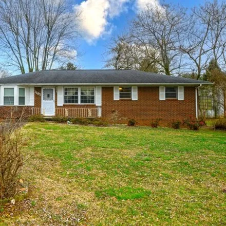 Image 1 - 1193 East Old Andrew Johnson Highway, Jefferson City, TN 37877, USA - House for sale