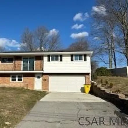 Rent this 3 bed house on 373 Lillie Drive in Richland Township, PA 15904