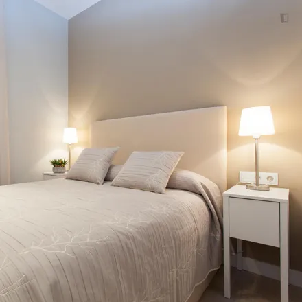 Rent this 2 bed apartment on Carrer d'Entença in 113, 08001 Barcelona