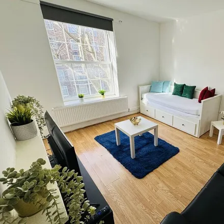 Image 8 - London, SE1 6RN, United Kingdom - Apartment for rent