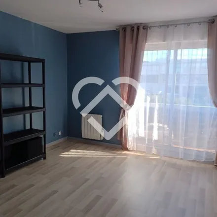 Rent this 1 bed apartment on 117 Rue du Bourg in 59130 Lambersart, France