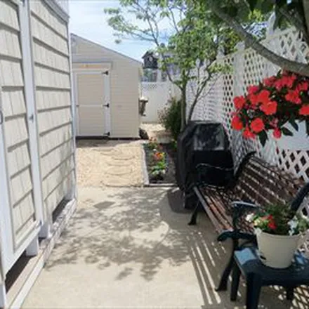 Image 2 - 60 East 16th Street, Long Beach Township, Ocean County, NJ 08008, USA - Apartment for rent
