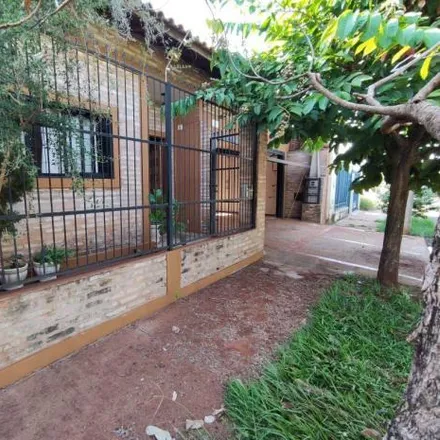 Buy this 3 bed house on Rua Joel Dias da Cunha in Jardim Maria Caputi, Barretos - SP