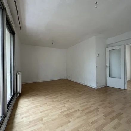 Image 6 - 69C Rue Joseph Desbois, 69330 Meyzieu, France - Apartment for rent