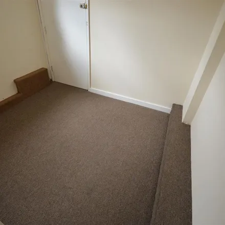 Image 2 - Cranmer Street, Leicester, LE3 0RA, United Kingdom - Apartment for rent