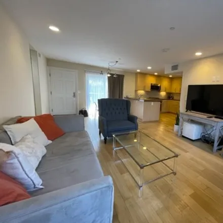 Image 3 - Grand Canal Walk, Los Angeles, CA 90292, USA - House for rent
