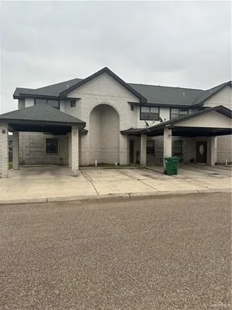 Buy this 2 bed townhouse on 1014 Melanie Drive in Pharr, TX 78577