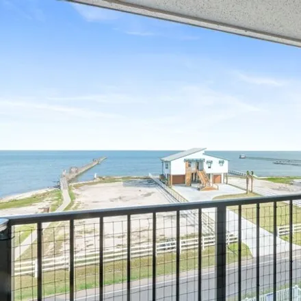 Image 4 - 1072 South Austin Street, Rockport, TX 78382, USA - Condo for sale