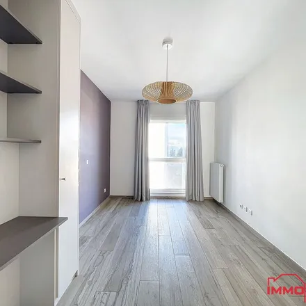 Rent this 1 bed apartment on Avenue Nippone - Nipponelaan 1 in 1160 Auderghem - Oudergem, Belgium