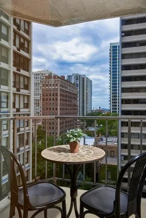 Image 6 - 1410 North State Parkway, Chicago, IL 60610, USA - Condo for sale