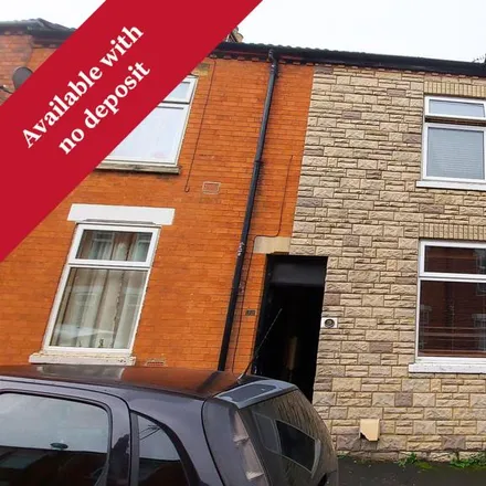 Rent this 2 bed townhouse on Victoria Street in Grantham, NG31 7BW