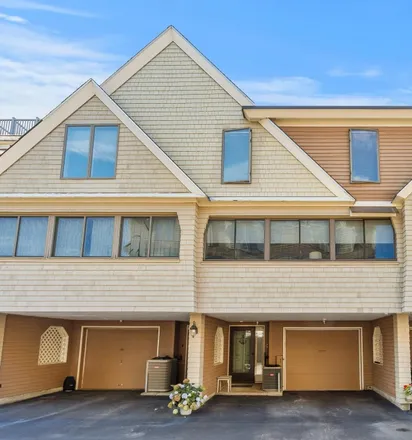 Buy this 2 bed townhouse on 775 Ocean Boulevard in Hampton, Rockingham County