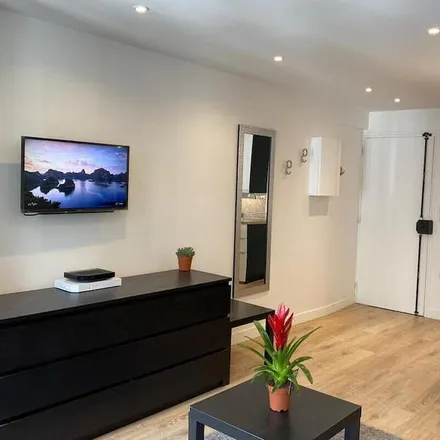 Rent this studio apartment on Rue Saint-Denis in 75002 Paris, France