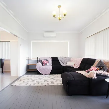 Image 8 - Wattle Street, Windang NSW 2528, Australia - Apartment for rent
