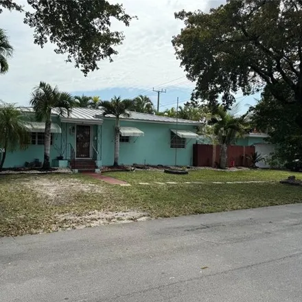 Image 1 - 449 Albatross Street, Miami Springs, FL 33166, USA - House for rent