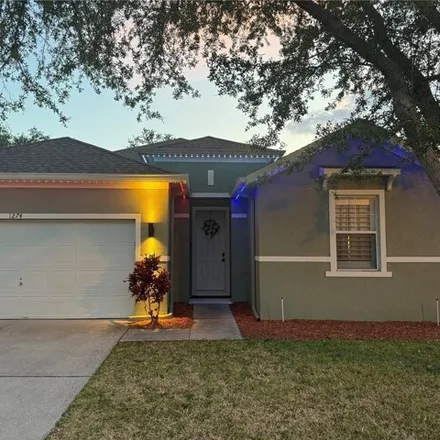 Buy this 3 bed house on 1286 Ocklawaha Drive in Orange County, FL 32828