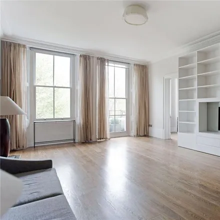 Rent this 4 bed apartment on 62 Queen's Gate in London, SW7 5QL