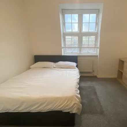Rent this 1 bed room on Harbledown House in Manciple Street, Bermondsey Village