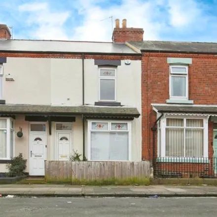 Buy this 2 bed townhouse on Lansdowne Street in Darlington, DL3 0NW