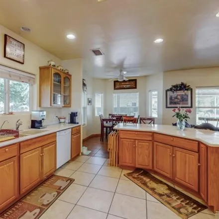 Image 4 - 551 Barnett, Bosque Farms, Valencia County, NM 87068, USA - House for sale