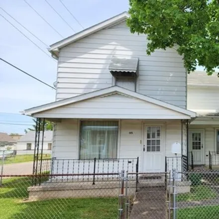 Buy this 2 bed house on 175 Jackson Avenue in Chillicothe, OH 45601